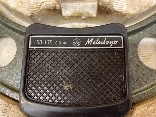 999088-9 5 micrometers