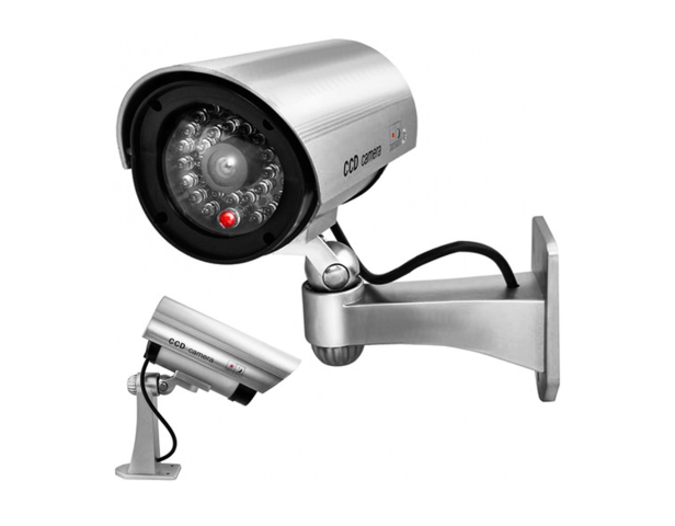 1142960-1 4 surveillance cameras / Dummy CCTV camera