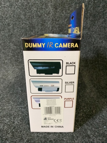 1142960-6 4 surveillance cameras / Dummy CCTV camera