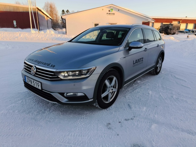 1128848-1 Volkswagen Passat Alltrack 2.0 TDI -2018