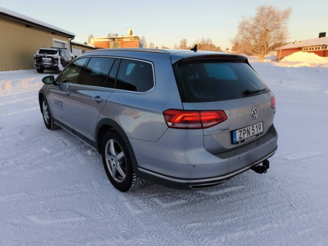 1128848-3 Volkswagen Passat Alltrack 2.0 TDI -2018