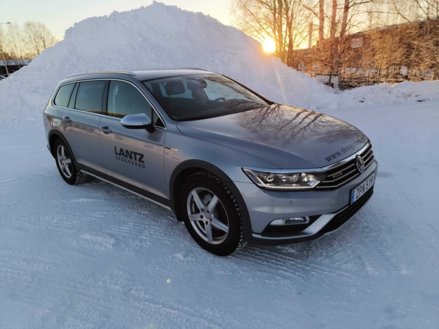 1128848-7 Volkswagen Passat Alltrack 2.0 TDI -2018