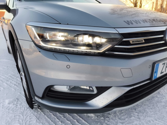 1128848-17 Volkswagen Passat Alltrack 2.0 TDI -2018