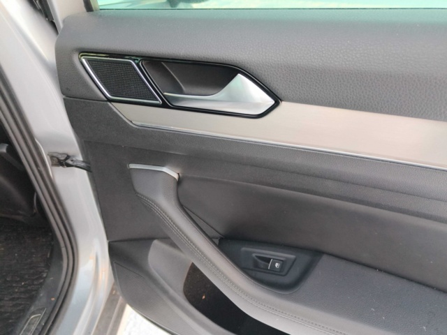 1128848-72 Volkswagen Passat Alltrack 2.0 TDI -2018