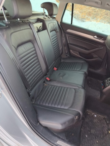 1128848-74 Volkswagen Passat Alltrack 2.0 TDI -2018