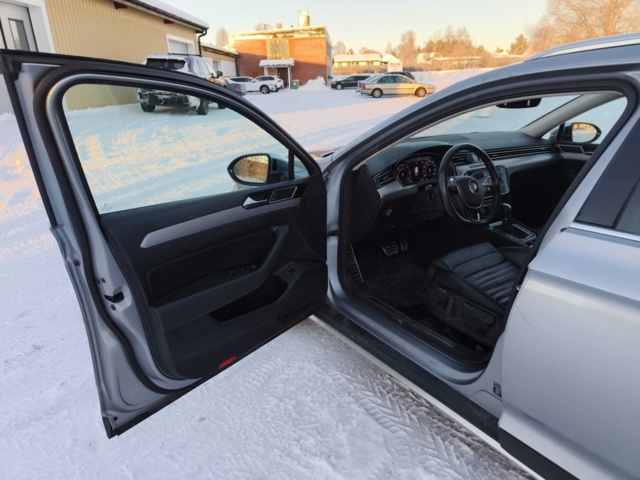 1128848-86 Volkswagen Passat Alltrack 2.0 TDI -2018