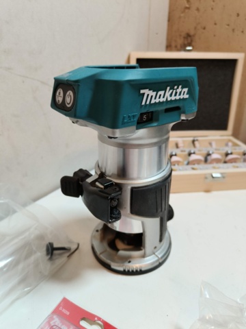 1128849-2 Multifräs Makita DRT50