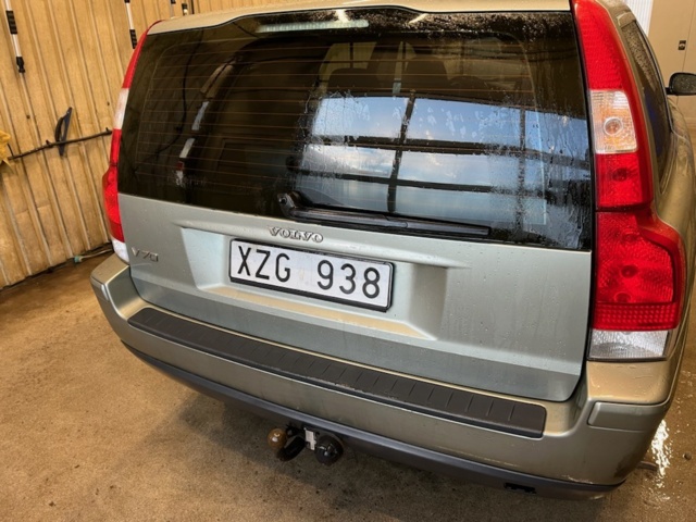 1143162-7 Volvo V70 D5 - 2007