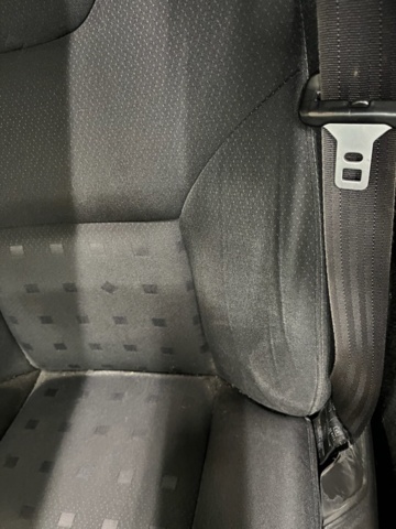 1143162-34 Volvo V70 D5 - 2007