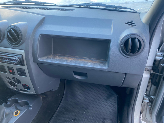 1143288-21 Dacia Logan Pick-Up -2010