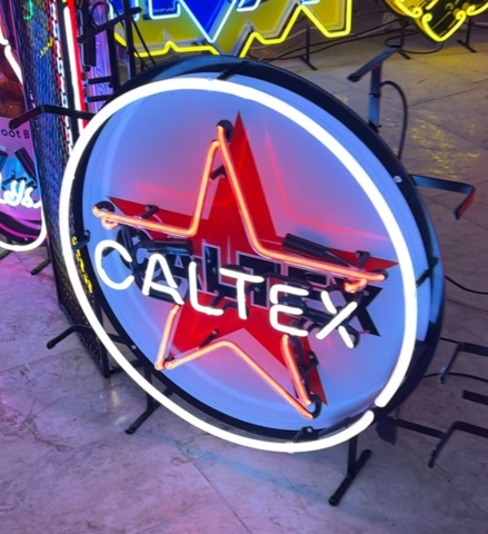 1146091-1 New neon sign Caltex 60x60 cm