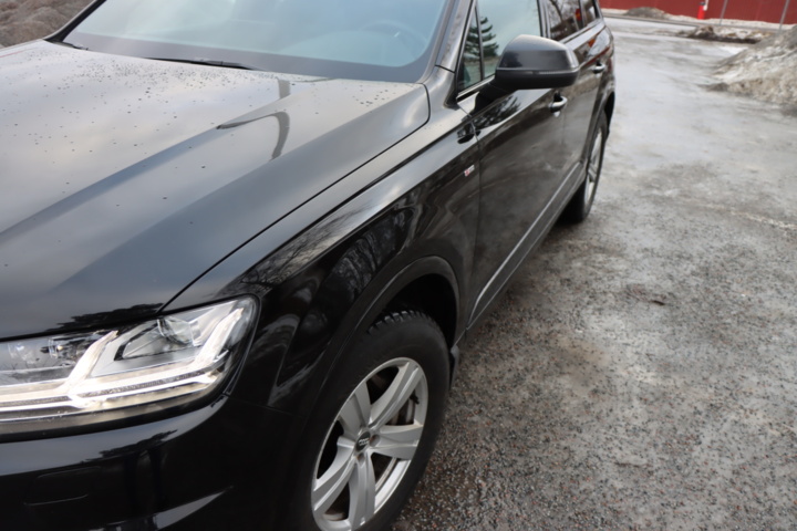 1127191-46 Audi Q7 3.0 TDI V6 Ultra Quattro TipTronic -18 7-seater "Updated info"