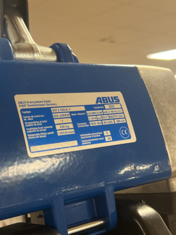 1116953-3 Pelarsvängkran med tillbehör - Abus LS 2022