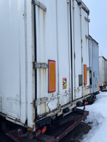 1110356-2 SCHMITZ SKO24/L1 3.5 Trailer with opening bar side