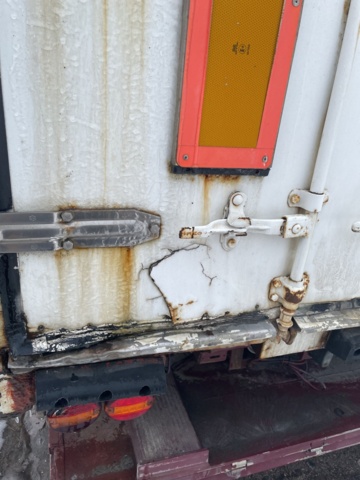 1110356-7 SCHMITZ SKO24/L1 3.5 Trailer with opening bar side