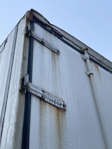 1110356-8 SCHMITZ SKO24/L1 3.5 Trailer with opening bar side