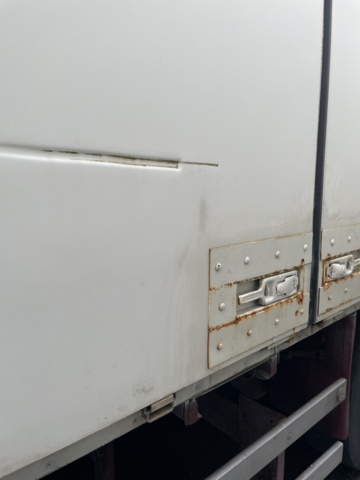 1110356-19 SCHMITZ SKO24/L1 3.5 Trailer with opening bar side