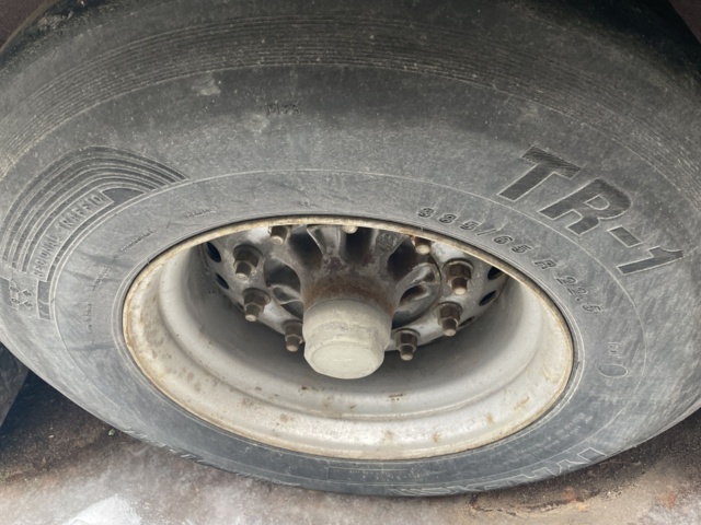 1110356-33 SCHMITZ SKO24/L1 3.5 Trailer with opening bar side