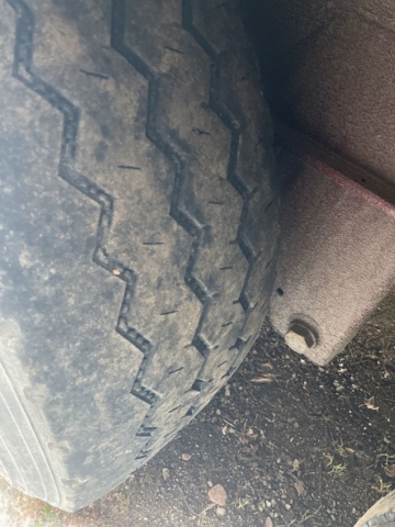 1110356-37 SCHMITZ SKO24/L1 3.5 Trailer with opening bar side