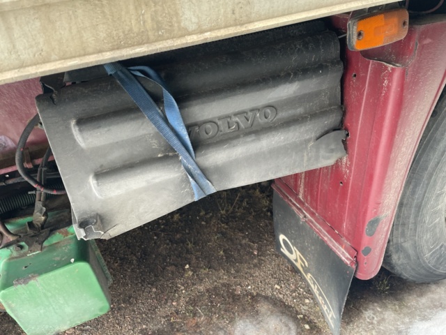 1110356-38 SCHMITZ SKO24/L1 3.5 Trailer with opening bar side