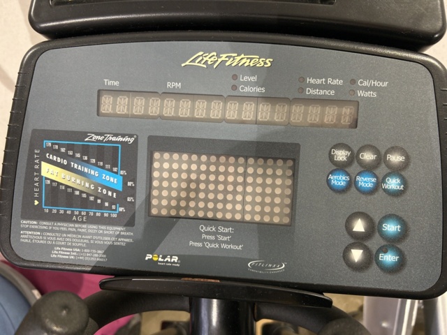 1143882-6 Crosstrainer Life Fitness 9100