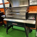 881156-2 Traeger Pellet grill Timberline 1300