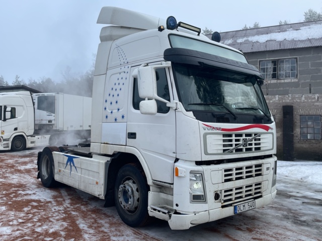 1110359-5 VOLVO FM 380 4X2 Tractor