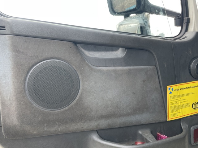 1110359-7 VOLVO FM 380 4X2 Tractor