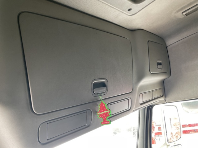 1110359-25 VOLVO FM 380 4X2 Tractor