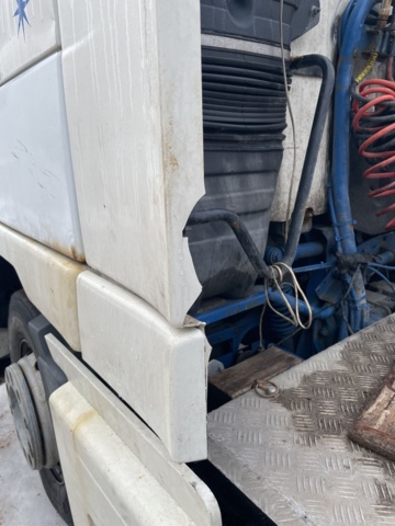 1110359-42 VOLVO FM 380 4X2 Tractor