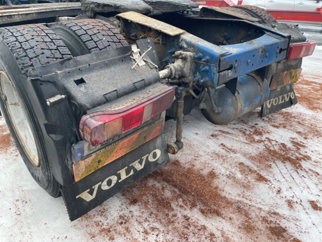 1110359-49 VOLVO FM 380 4X2 Tractor