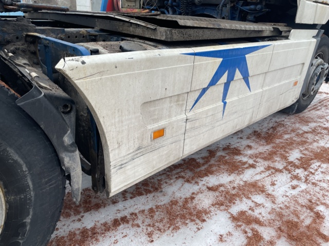 1110359-55 VOLVO FM 380 4X2 Tractor