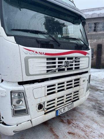 1110359-63 VOLVO FM 380 4X2 Tractor