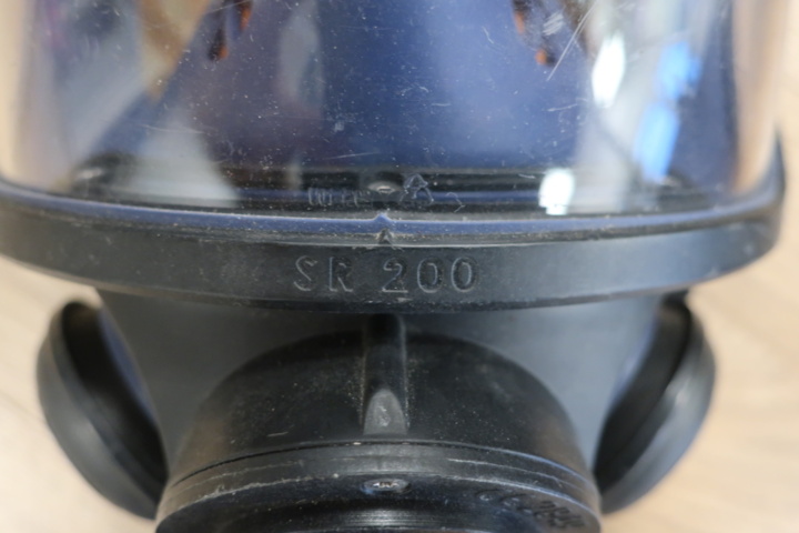 1030070-8 5 Sundströms fresh air masks SR200 and 1 fan SR500