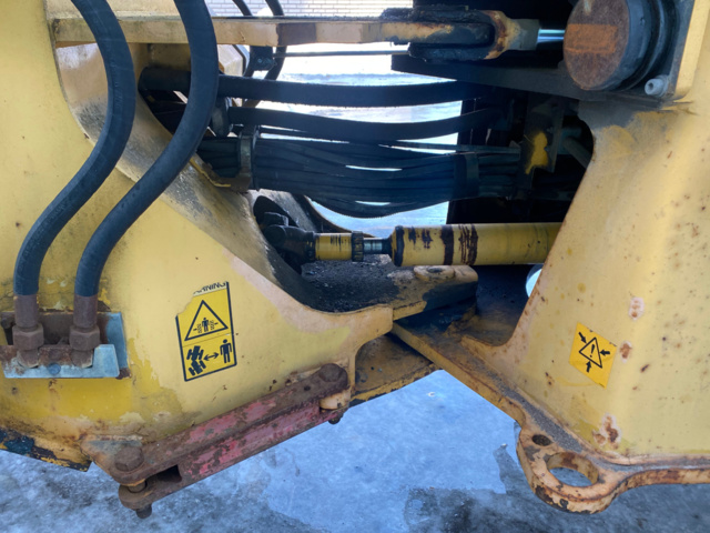 1143290-18 Volvo L70C -1998