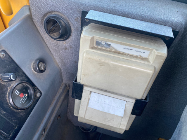 1143290-39 Volvo L70C -1998