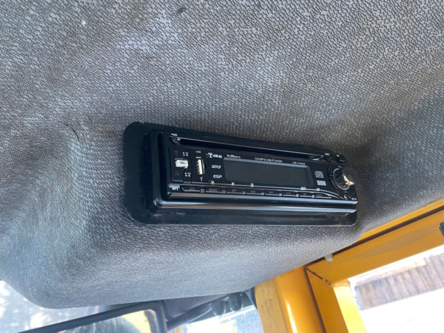 1143290-42 Volvo L70C -1998