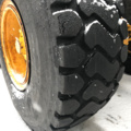 1143290-24 Volvo L70C -1998