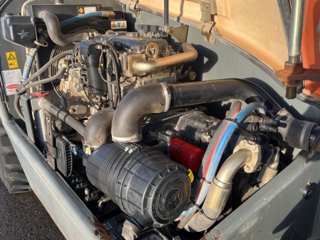 1051519-10 Telescopic loader JLG 4013 -2006