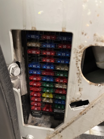 1146516-13 Nissan Primastar 2.0 dCi - 2011 Repair item