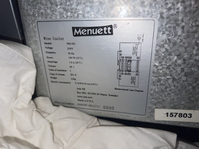 1051537-6 Mess box with various equipment