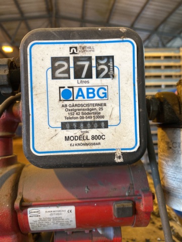 1143898-6 Diesel tank with pump 2350L