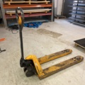 1051568-1 Pallet jack Jungheinrich 2200 kg