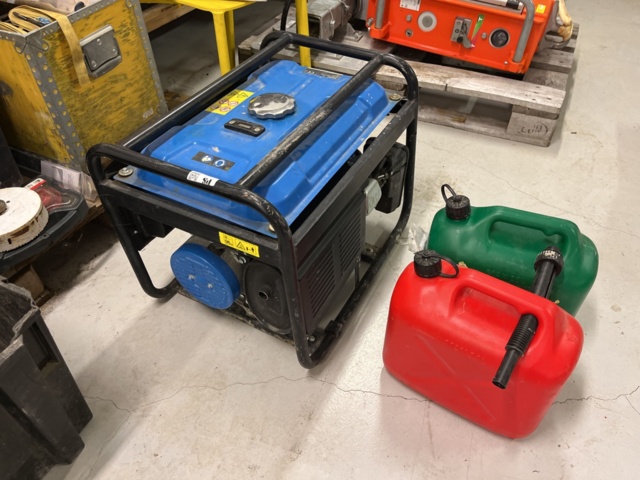 1051571-2 Power plant - Biltema G 3000