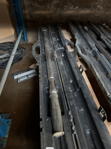 1051611-1 AmPro torque wrench