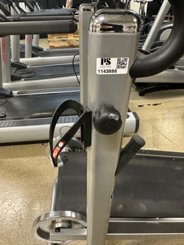 1143888-12 Treadmill