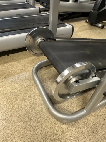 1143888-8 Treadmill