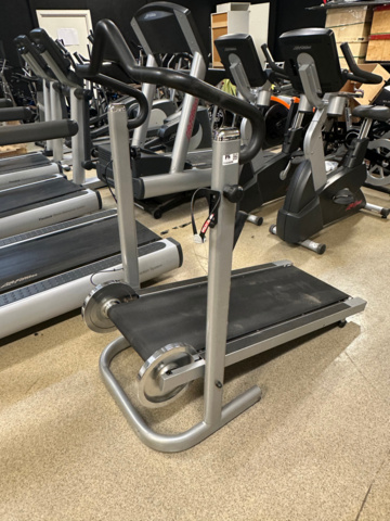 1143888-2 Treadmill