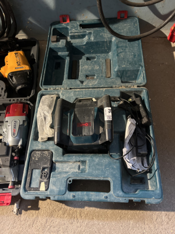 1051621-1 Cross laser Bosch GRL 500 H Without Batteries