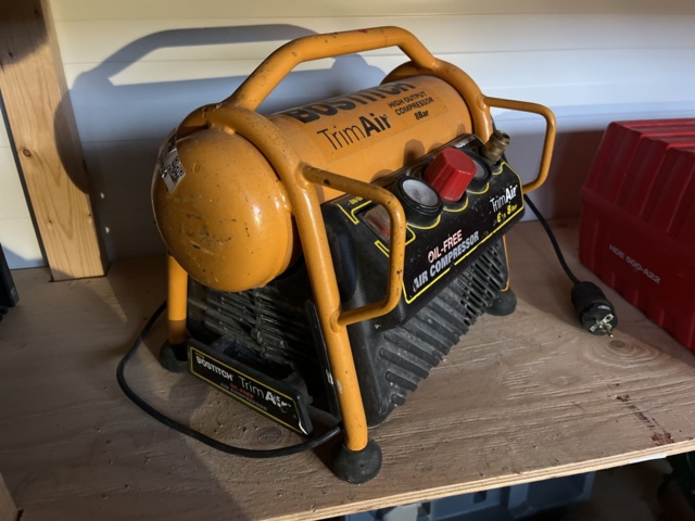 1051634-1 2 compressors, nail gun & diving gun